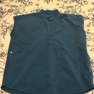 🩷 Figs Caribbean blue Rafaela scrub top 🩷